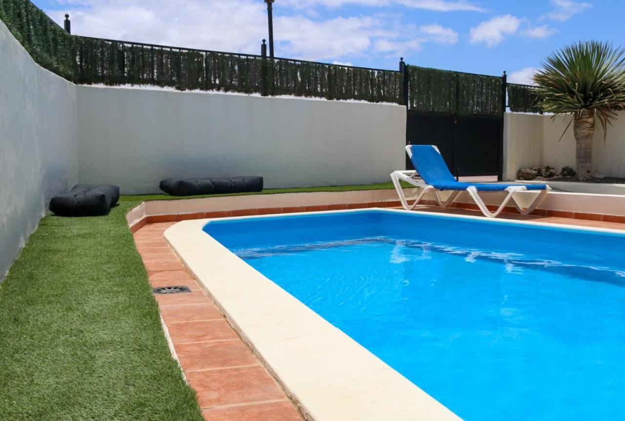 Villa Con Piscina Cerca De Las Dunas De Corralejo Exterior photo